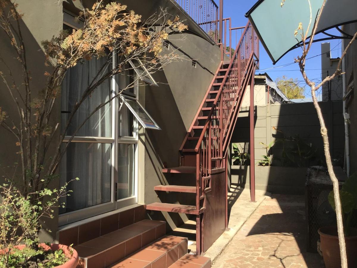 Marathon Lodge Johannesburg Exterior photo